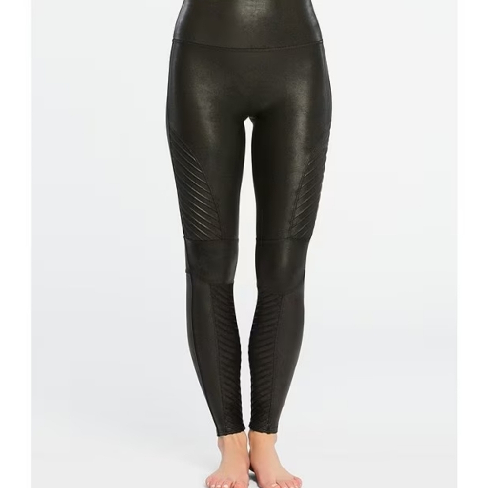 🍍3 For 50🍍Spanx faux leather moto leggings